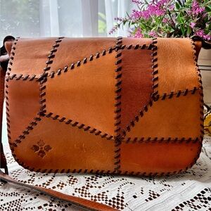 NWOT Patricia Nash Patchwork Positano
Crossbody Saddle Bag I